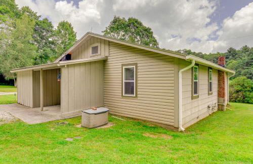 2 Mi to Ski Sapphire Pet-Friendly Cashiers Cabin - Foto 25