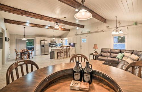 Private Dock and Lake Access Benton Family Home - Foto 6