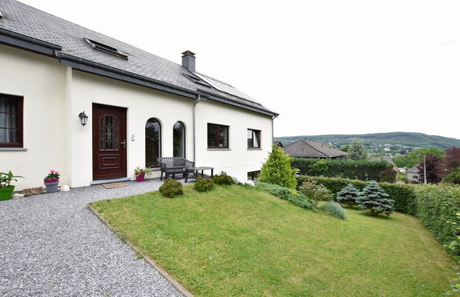 Lakeview Stay in Vielsalm - Photo 1