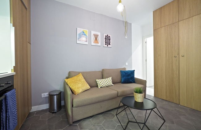 Torrassa Cozy Apartment by Olala Homes - Photo 15