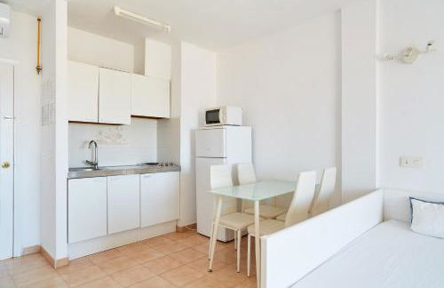 Apartamentos San Antonio Beach - Foto 19