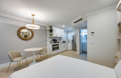 Naples Studio 1 Block to Beach and Restaurants! - Foto 8