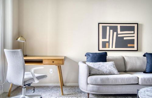 Blueground Centennial pool nr Red Morton Park SFO-852 - Foto 4