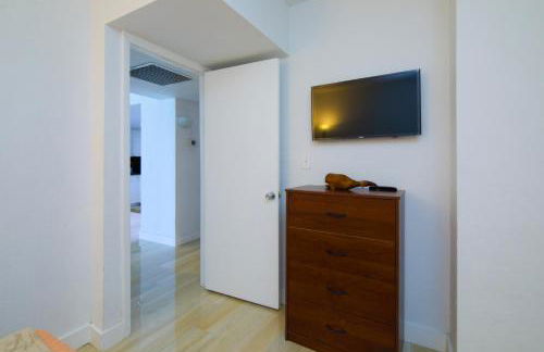 Sunny Isles Ocean Reserve Superb Condo Apartments - Foto 35