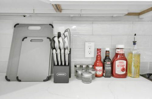 3Bdr 6Beds in Ellegant Home with Rooftop Lounge and SkylineView - Foto 10