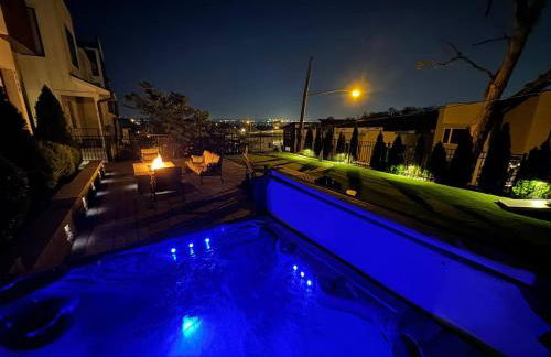 2mi Downtown Hot Tub Balcony 4 King Beds - Foto 44