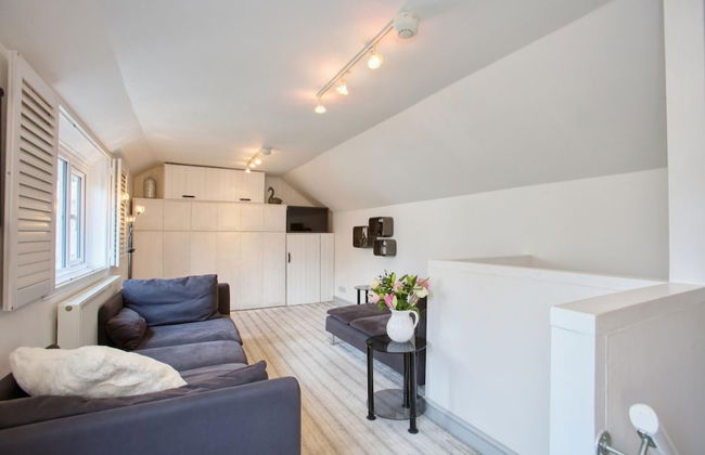 Fantastic 1BD Hideaway, 2 Minutes to the Sea - Photo 10