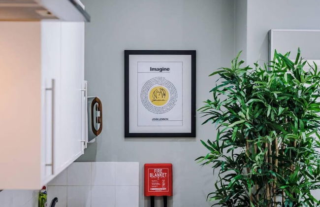 Host Apartments The Georgian Quarters at Bedford - Photo 4