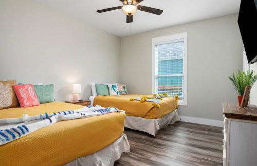 Two Adjacent Cabins, Sleeps 18 - Foto 67