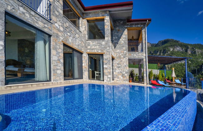 Villa Pine Private Located in a Quiet and Picturesque Location - Photo 14