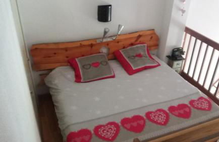 CHEZ LYLi & COMPAGNIE, PISCINE, JACCUZZI, SALLE DE SPORT - Foto 11