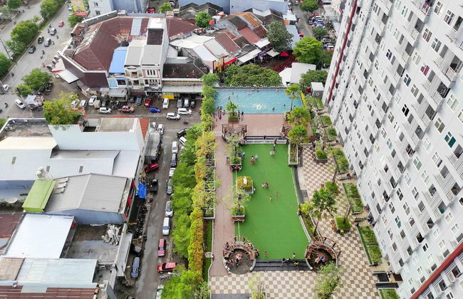 Big And Comfy 3Br At Vida View Apartement - Foto 32