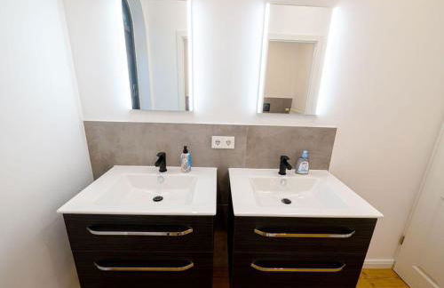 Monteurwohnung-in-Villa-8-Betten-WLAN-TV-Einbaukueche-Ahrensburg-Zentrum-Naehe-Hamburg-AGRP1201 - Foto 24