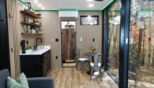 Luxury Mirror House-private, hot tub, 1 way glass - Foto 2