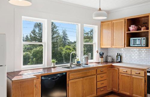 Sebastopol Farmhouse on 3 acres, fiber, kid friendly - Foto 33