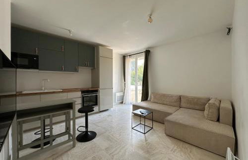 Appartement 2 pièces - Havre de Paix, Confort Moderne & Accès Rapide N12-RD30 - Foto 8