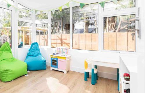 Luxury SeaWay sleeps 12, playroom/xbox - Foto 16