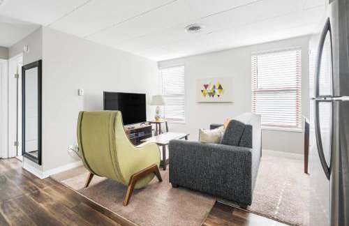 Modern Mass Ave 1BR Apartment with Kitchen - Foto 7