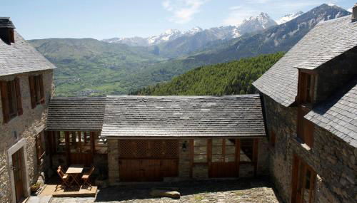 Ferme de Soulan, gîtes et chambres d'hôtes de charme - Foto 3