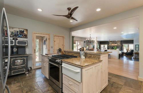 3076 W Highway 160 - Main House - Foto 9