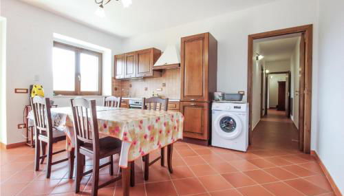 Lovely Home In Rutino With Kitchen - Foto 5