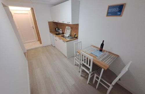 Apartments Orlić - Self check-in with code, WI-FI, Netflix, smart TV, garden, terrace - Photo 33