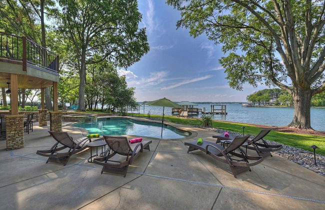 Water, Water Everywhere by Avantstay Pool + Dock - Foto 43