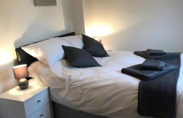 Hinckley Home Sleeps 5 Complete House - Foto 18