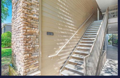 Newly Renovated Condo Minutes from The Beach, OWA Water Park and Tanger Outlets - Foto 14