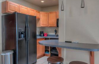 Appealing Quiet and Private Modern 2 Bedroom - Foto 12
