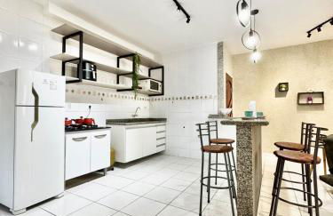 Apartamento Premium Cama Queen Ar Cond centro cidade - Foto 8