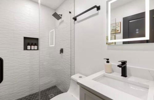 Luxury Oasis 4B 2B Jacuzzi Pet Friendly - Foto 11