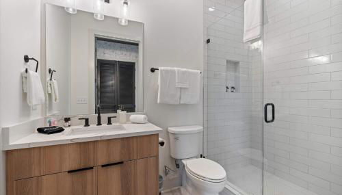 Kay's Retreat - Brand New Walk to Restaurants - Foto 5