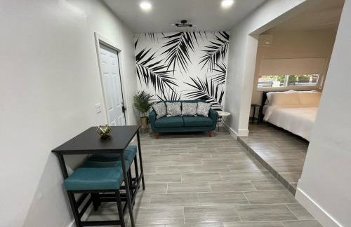 The Vice City Suite - Private stay with Free Parking in the Heart of Miami - Foto 4