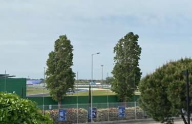 Appena fuori - Foto 1