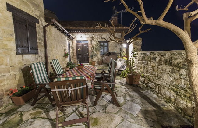 Dioni Palace - Photo 22