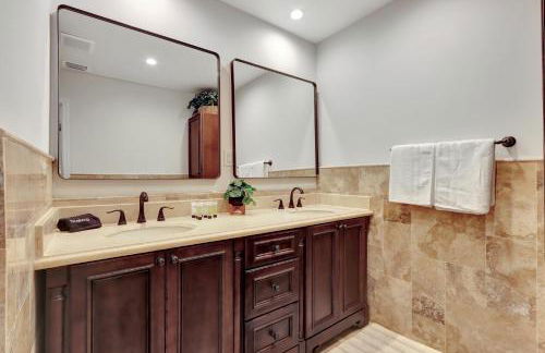 Riviera - Canal Views, Pool, & Work Friendly. - Foto 31