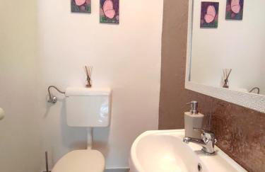 Village holiday apartman with heated pool Maslina - Photo 35