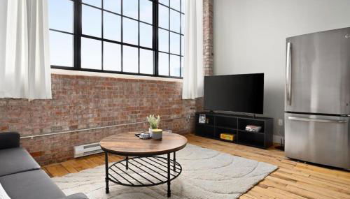 Chic Loft in Peoria Warehouse District - Photo 3