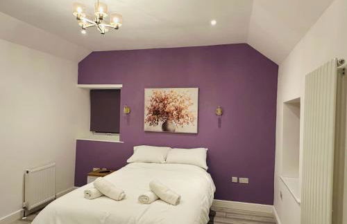 Northcliffe - Stylish Stone Cottage - Spa Bath - Peak Views - Photo 10