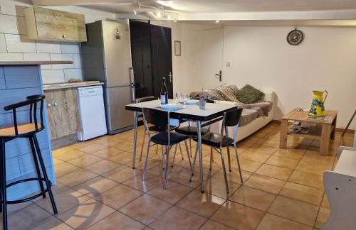 Gîte Kerlosvézan - Cocon de charme rénové & 5mn Mer et GR34 - Foto 7