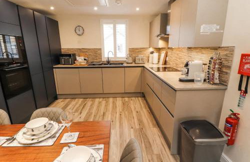 Squirrel Cottage - Photo 13