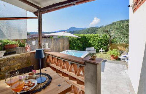 2 Bedroom Beautiful Home In Massarosa - Foto 8