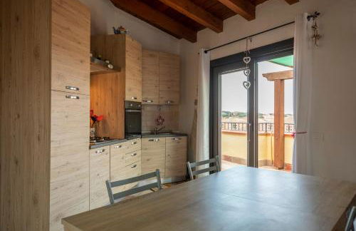 Attico con vista collinare - Photo 3