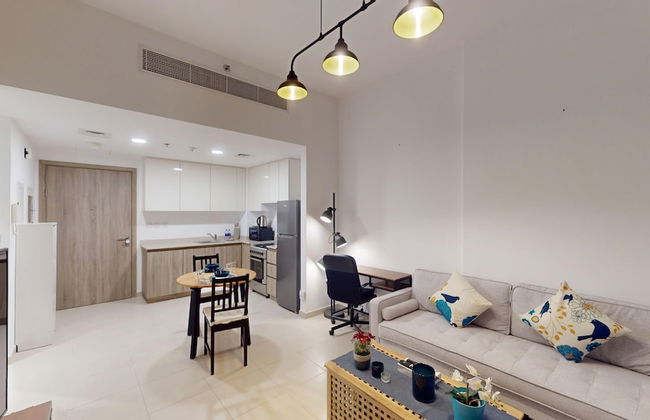 Qudra - Town Square - Una Apartment 718 - Photo 2