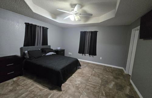 Home close to spacex, starbase and airport - Foto 2