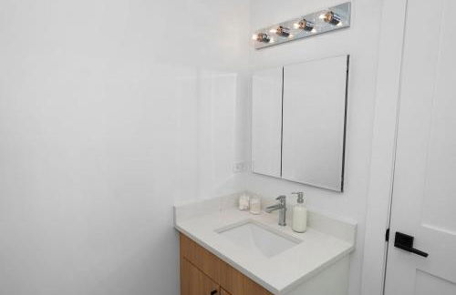 Comfy 4BR Retreat Near Museum Campus & McCormick - Foto 16