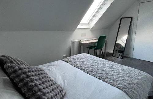 Large Luxury Home in Solihull - Sleeps 14 near NEC & BHX - Foto 68