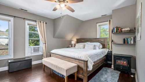 Steps from Journeyman in Downtown Valparaiso - Foto 2