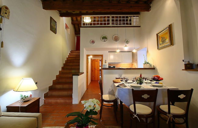 Spacious Villa With Pool in Fabriano Italy - Photo 34